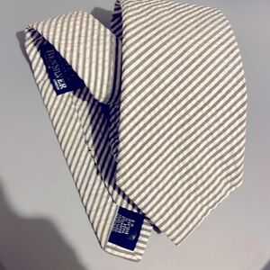 Drake’s hand sewn for Ben silver 100% cotton